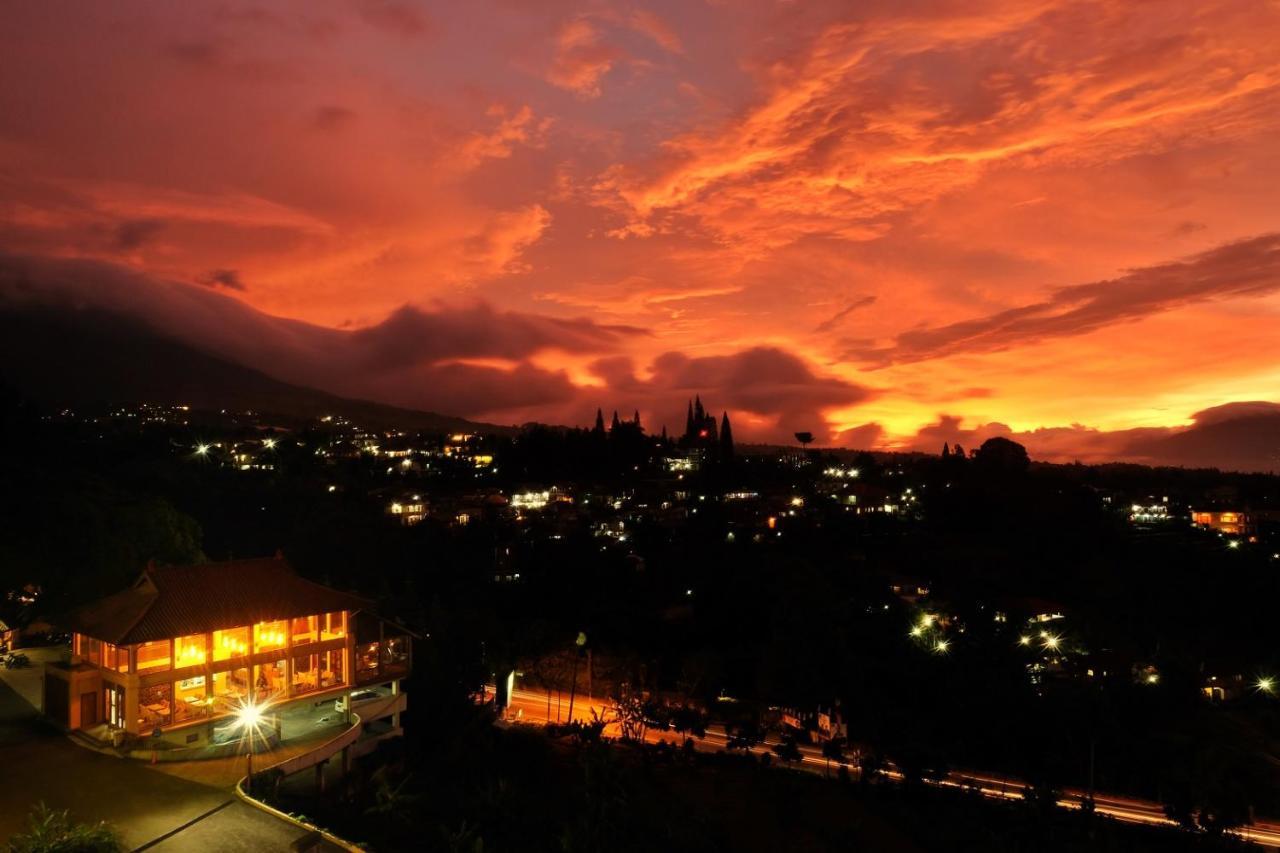 The Grand Hill Resort-Hotel Puncak Exteriér fotografie