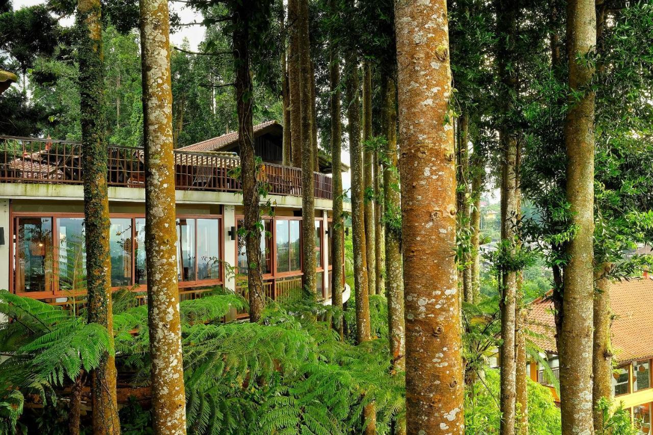 The Grand Hill Resort-Hotel Puncak Exteriér fotografie